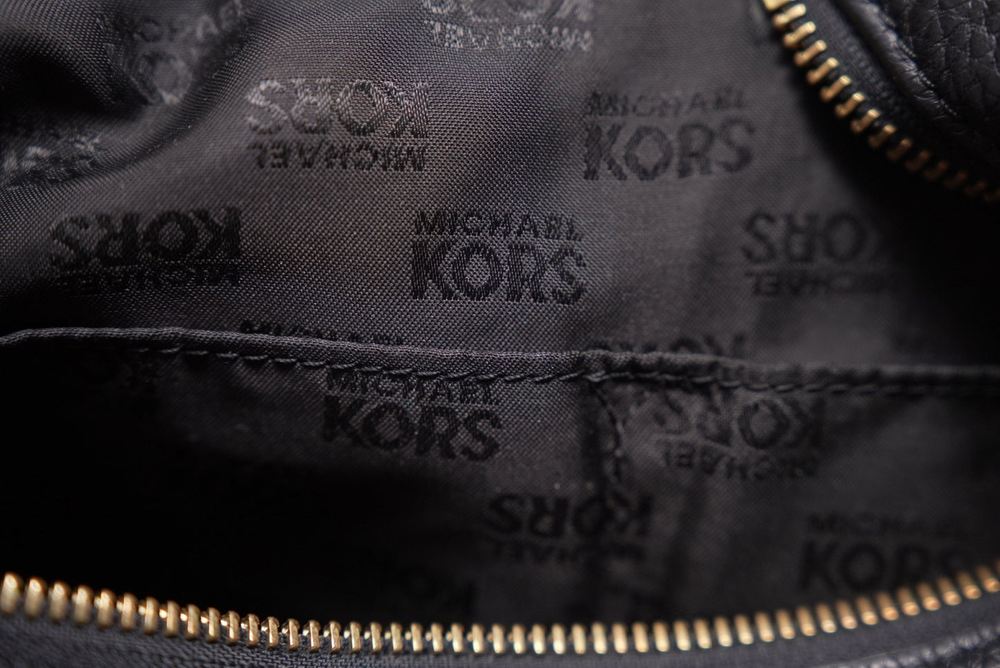 Michel Kors Shoulder Bag