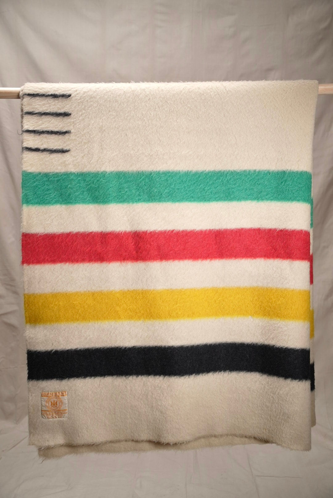 Hudson Bay Point Blanket – Howdy Vintage